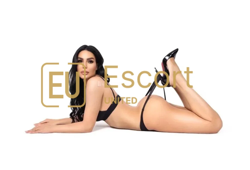 Sabrine, Escort-Dame in Dubai — Foto 2