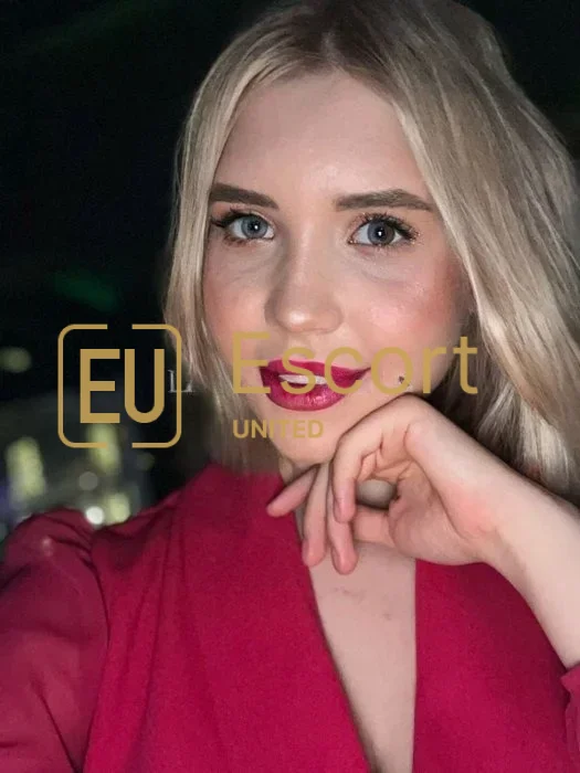 Vladan, 23, escorte féminine à Dubaï — photo 3