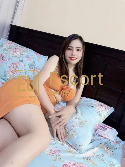 Escort Lady Lucky in Abu Dhabi — Foto 3