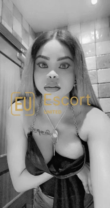Shara, 26, escort donna an Abu Dhabi — foto 4