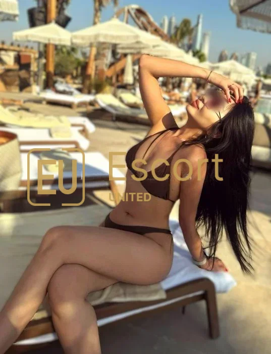 Naomi, eskort devojka u Dubai — fotografija 3