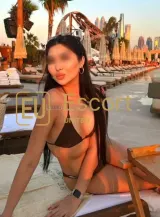 Naomi, pratilja u Dubai — fotografija 2