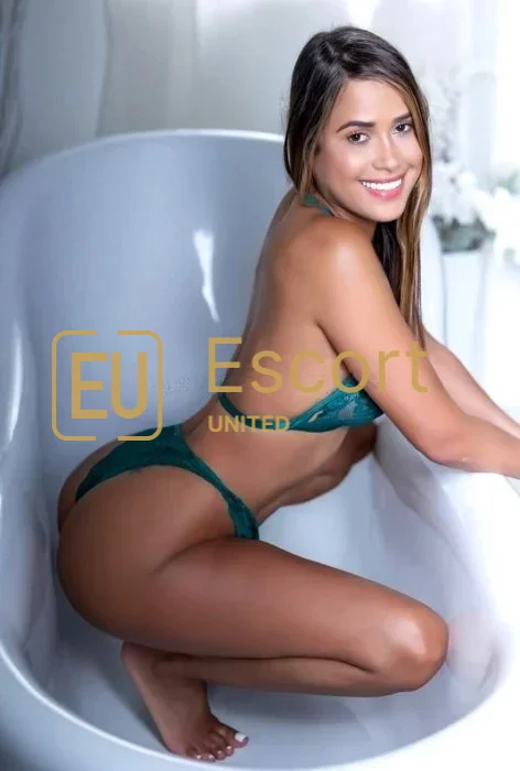 Kira, 28, žena na eskort v Dubaj — fotka 5