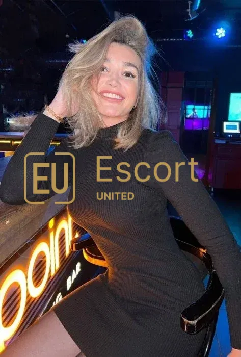 Helen, escorte féminine à Dubaï