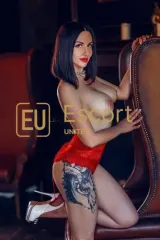 Alina, escort donna a Dubai — foto 18