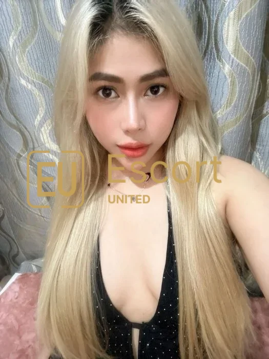 Lisa, 23, žena na eskort v Abú Dhabí — fotka 4