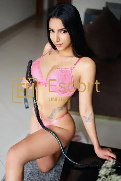 Laura, escortă de sex feminin în Dubai, EAU — fotografia 3
