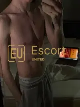 Denis, eskorta dla gejów w Dubaj — zdjęcie 16