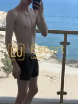 Denis, eskorta dla mężczyzn w Dubaj — zdjęcie 7