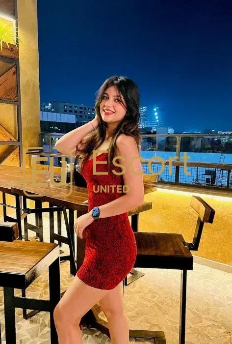 Boek Natasha, escort dame in Abu Dhabi