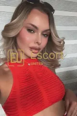 Rina, γυναίκα συνοδός στην Ντουμπάι — φωτογραφία 9
