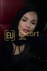 Rina, μια 22 ετών γυναίκα συνοδός στην Ντουμπάι — φωτογραφία 8