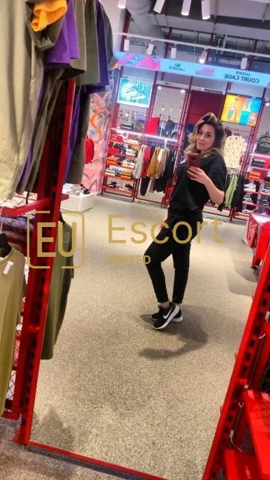 Lena, accompagnatrice a Dubai — foto 7